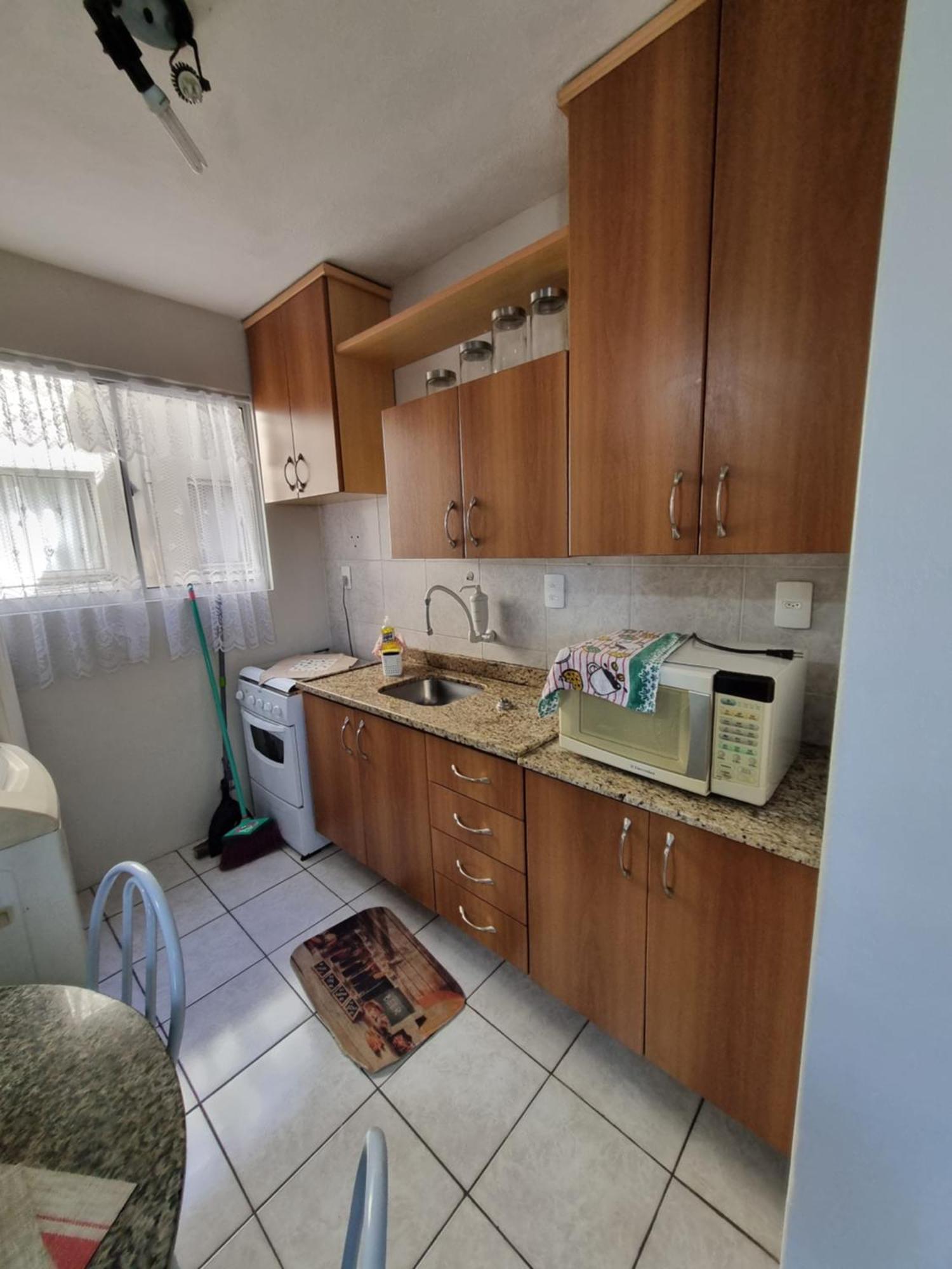 Apto 2 Quartos, Cond Fechado, Com Vaga, 4º Andar Por Escadas Apartamento *