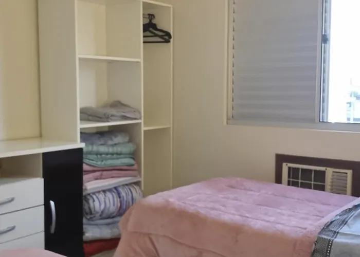 Apto 2 Quartos, Cond Fechado, Com Vaga, 4º Andar Por Escadas