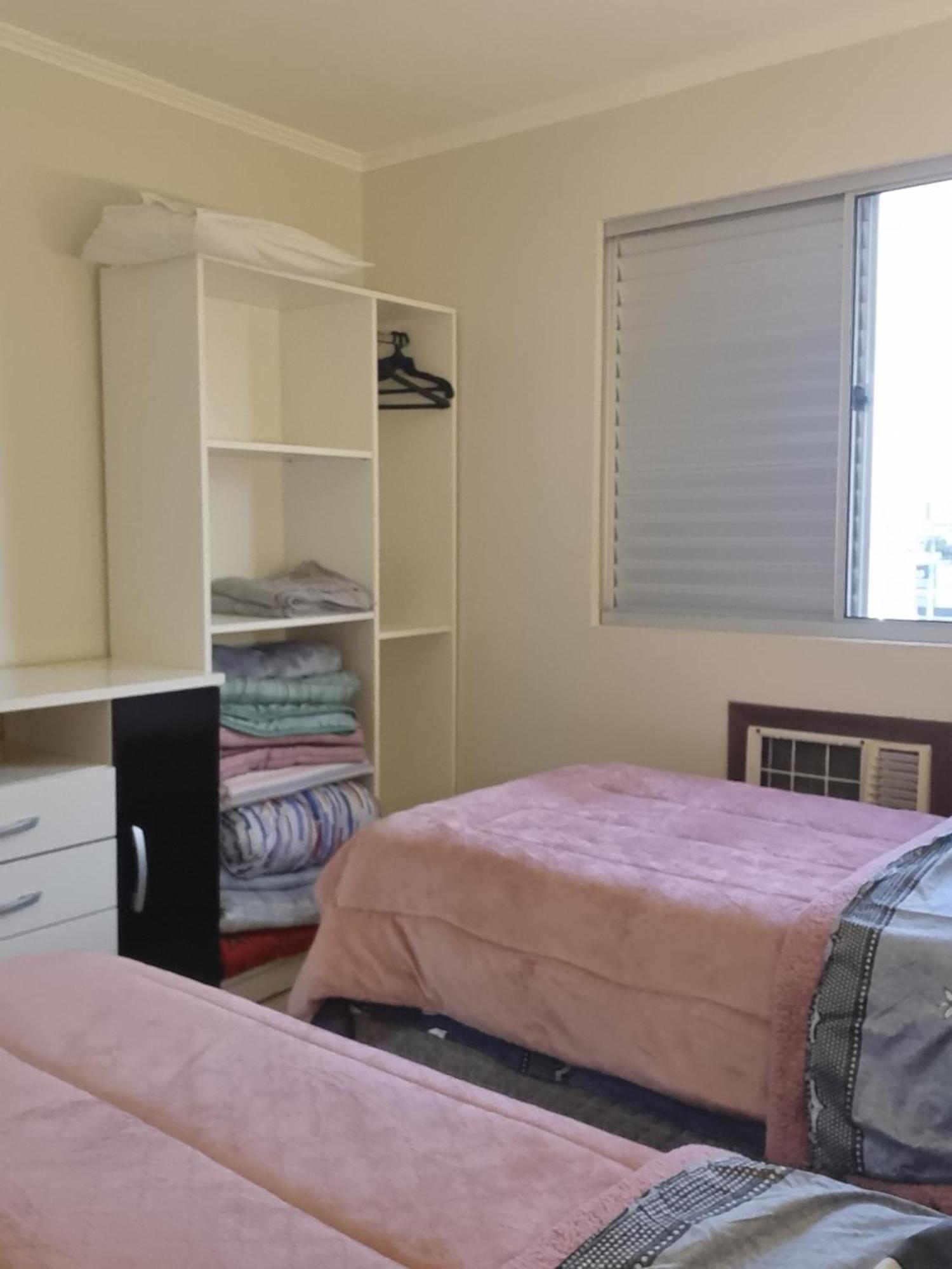 Apto 2 Quartos, Cond Fechado, Com Vaga, 4º Andar Por Escadas Apartment